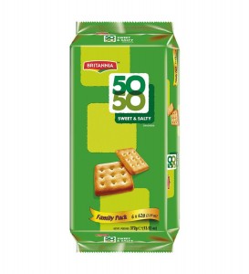BRITANNIA Crackers 50 50  6x62g Family pack